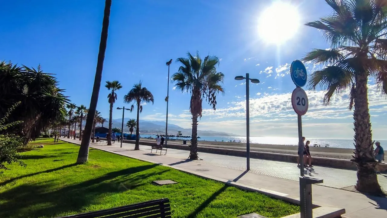 Weekend Beach Small House - Alojamientos La Torre Torre Del Mar Apartment